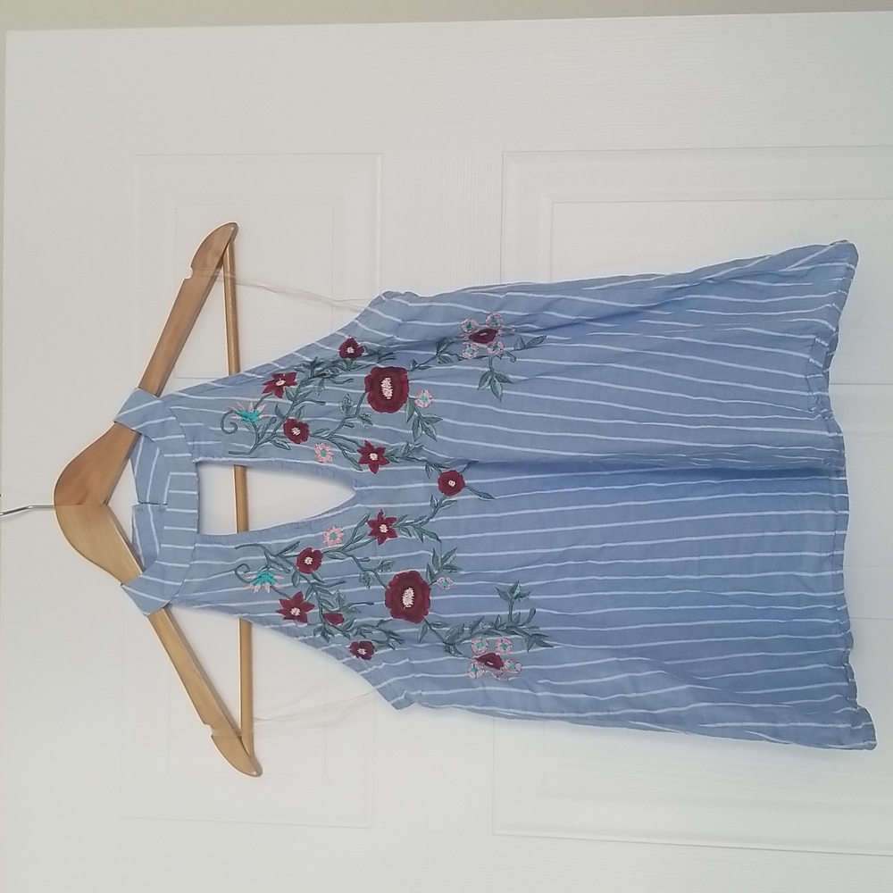 Floral & blue top